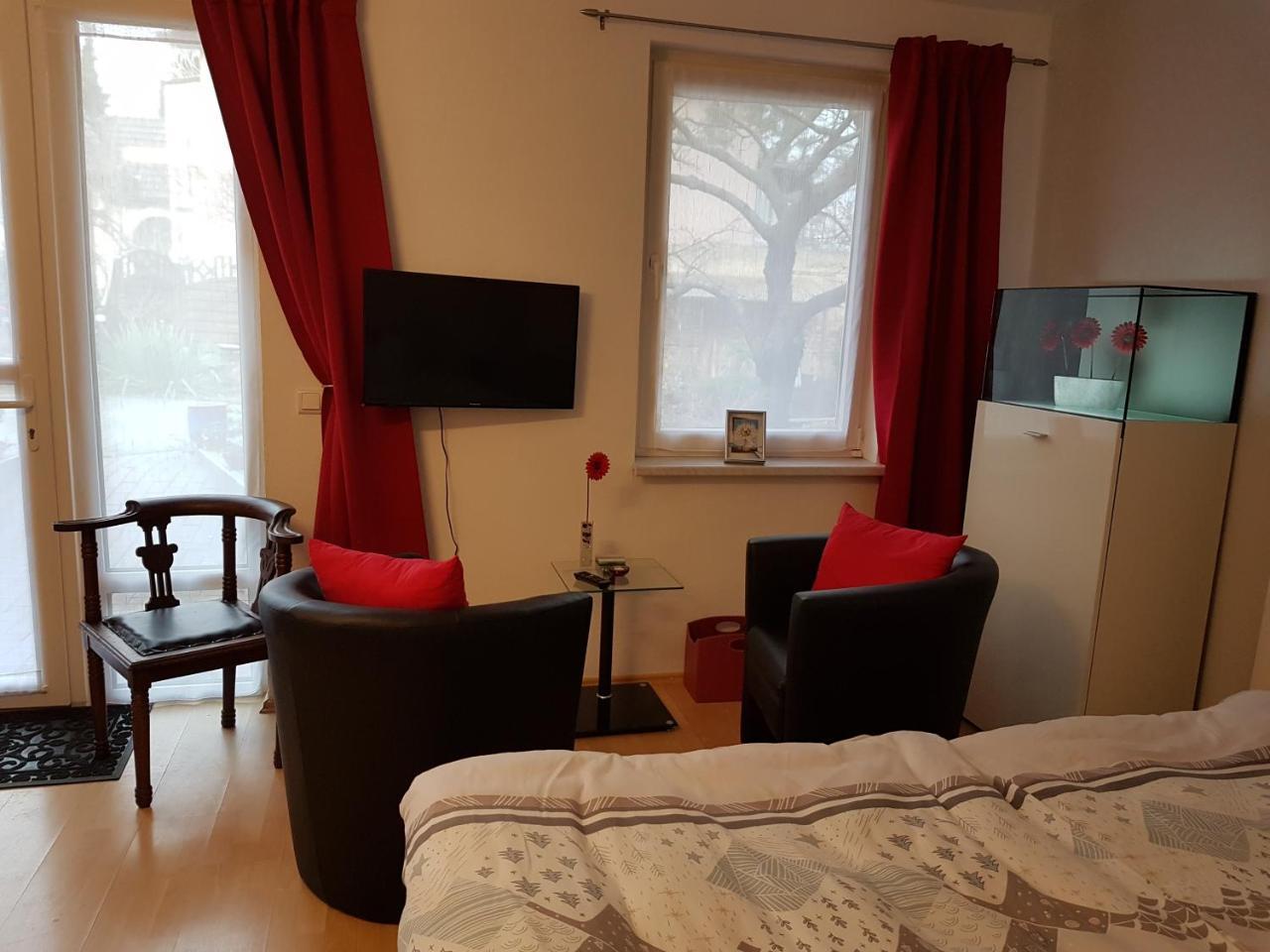 Zeuthen Ferienwohnung Am See, Stadtgrenze Berlin Экстерьер фото